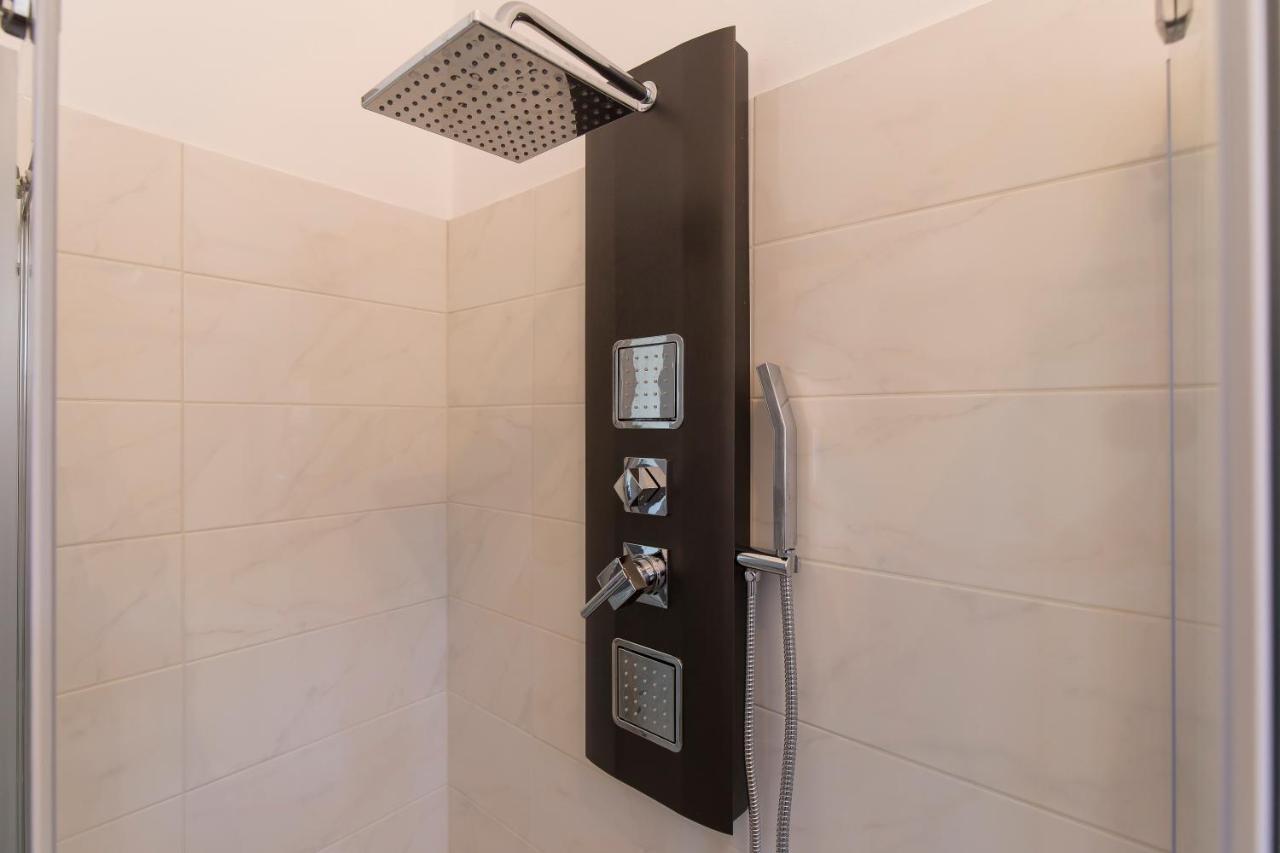 Bright & Lovely Flat M1 Carducci Molinette 250M Turin Ngoại thất bức ảnh